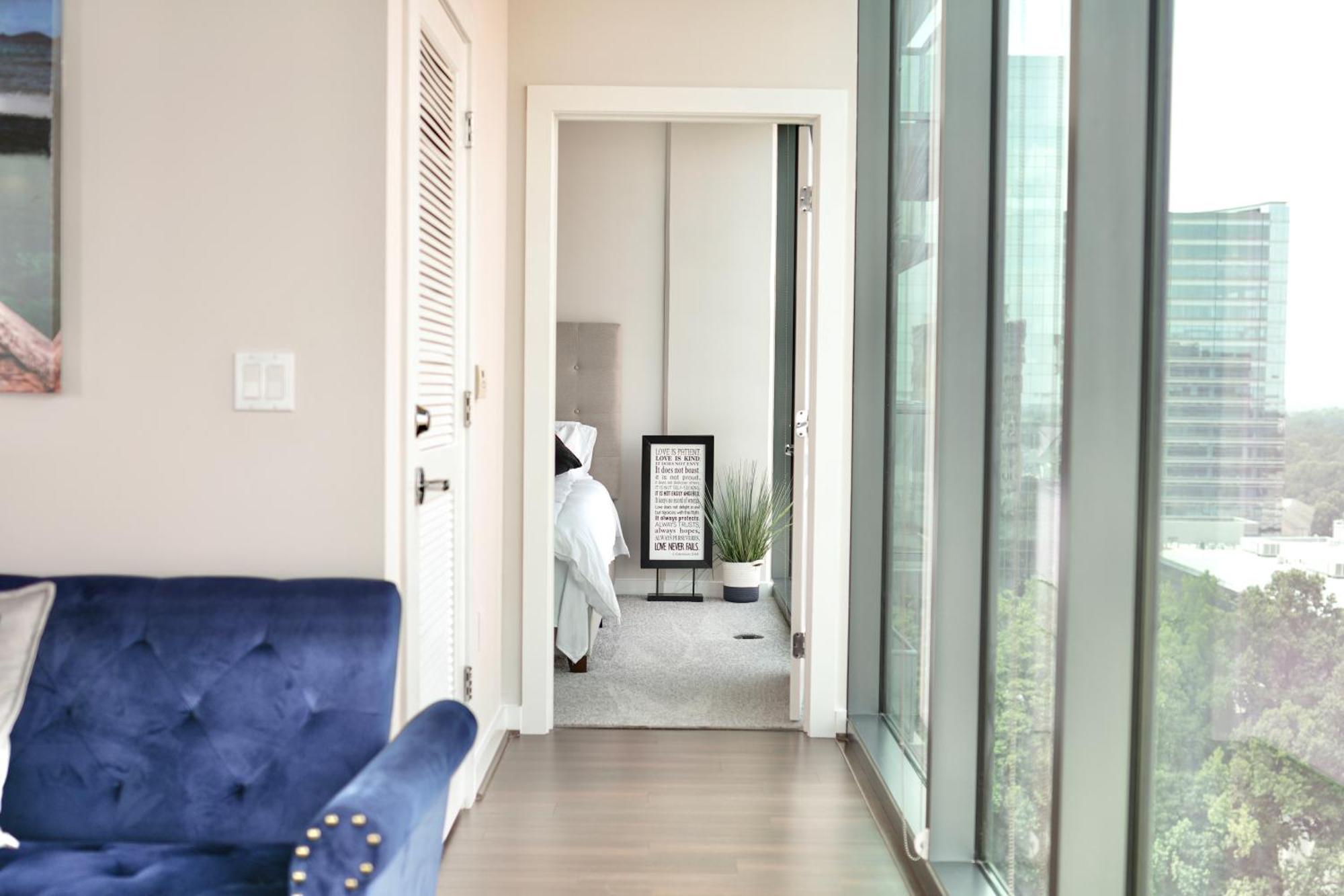 Luxury Boutique Condo In North Атланта Екстер'єр фото